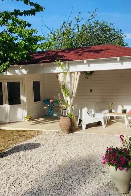 Maison Avec Jardin Et 3 Petits Chats , Proche Du Chateau Lacoste Le Puy Sainte Reparade Bagian luar foto